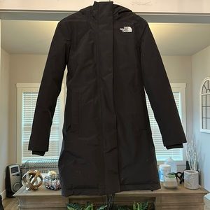 black north face barely worn
